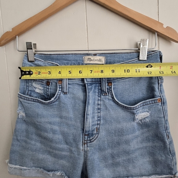 Madewell High-Rise Denim Shorts-Size 25 - Picture 4 of 8